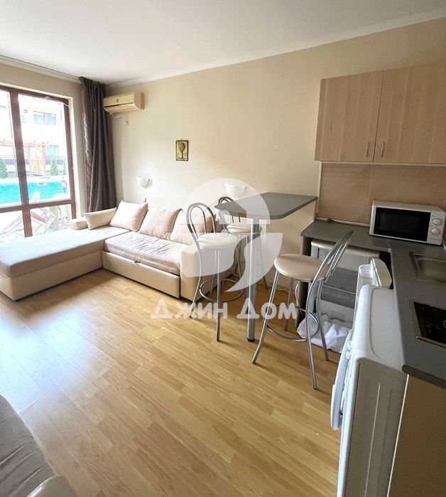 Продава се Едностаен апартамент в Свети Влас - 42 кв.м за 1250 €/кв.м - Снимка #1