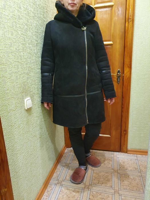 Продаю дубленку женскую