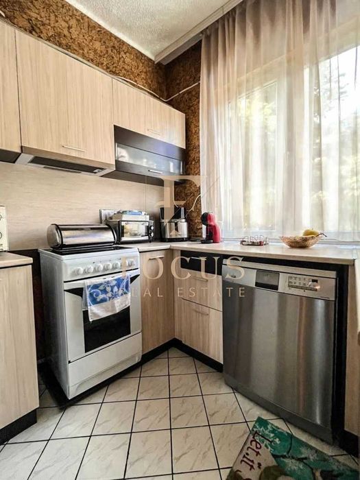 Продава се Етаж от къща в Пловдив, Старият град - 160 кв.м за 1287 €/кв.м - Снимка #2