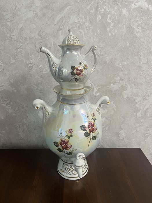 Самовар фарфоровый с чайником