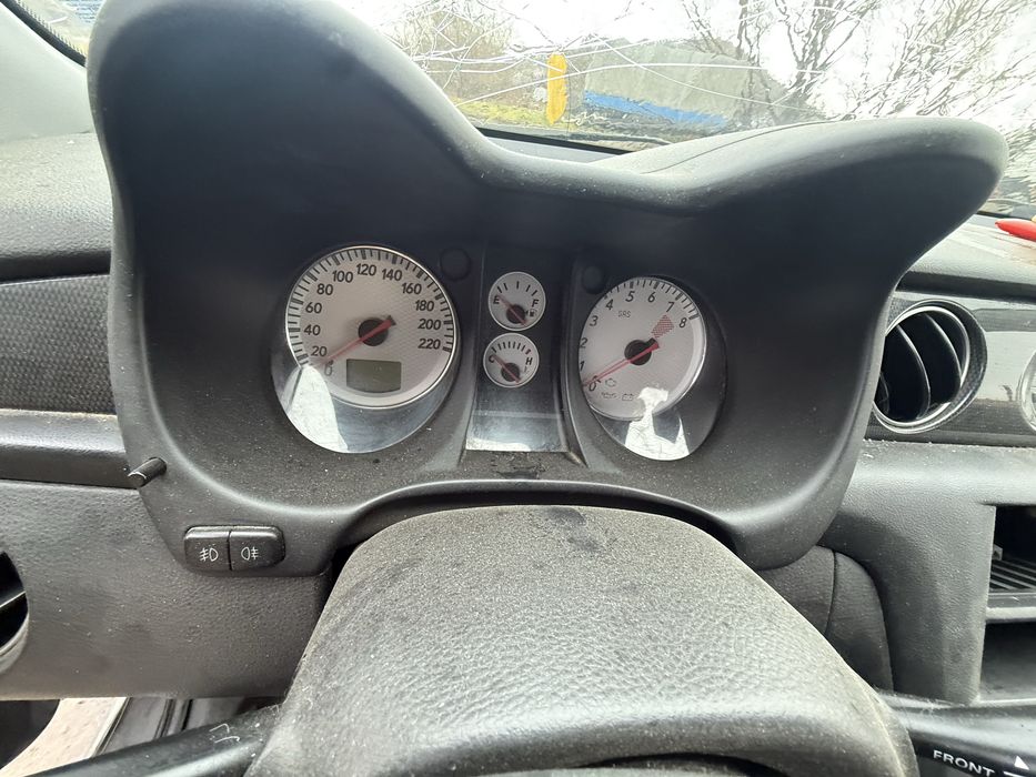 Мицубиши Аутлендър 4х4 2.0 бензин 136 кс 2006г на части