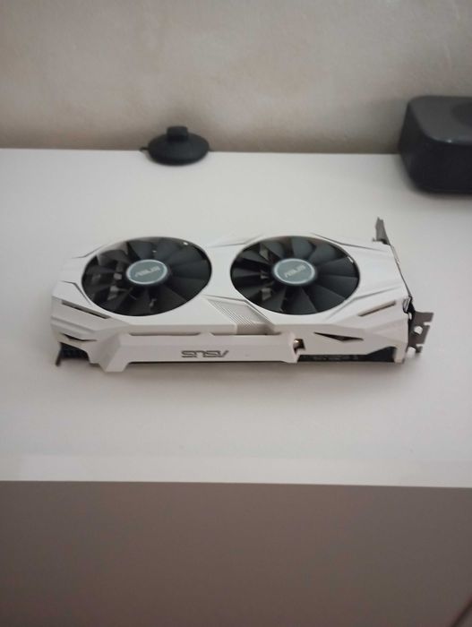 Placa video asus dual Gtx1060-06 gb
