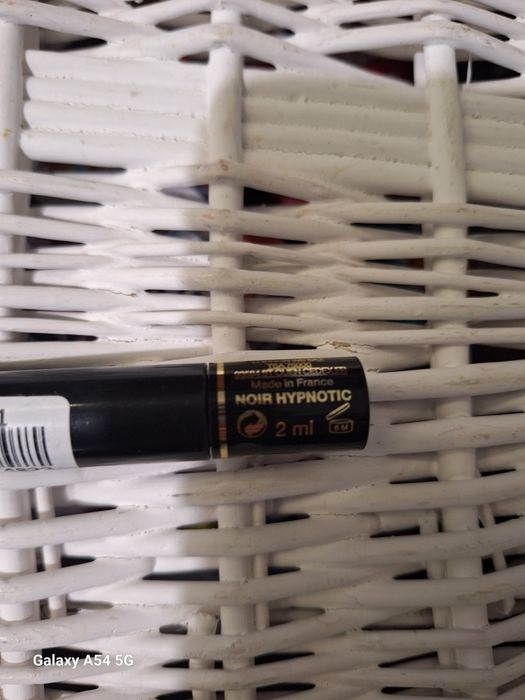 Дамски несесер на Lancome и спирала