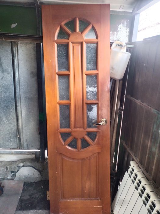 Продам двери межкомнатные