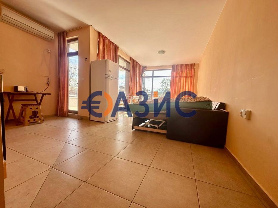 Продава се Двустаен апартамент в Бургас, Сарафово - 94 кв.м за 1437 €/кв.м - Снимка #14