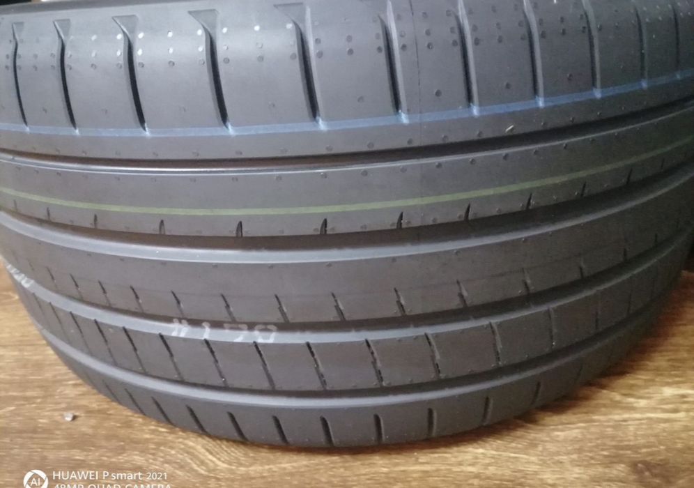 Jante BMW Seria 7 G70 pe 20 echipare vara