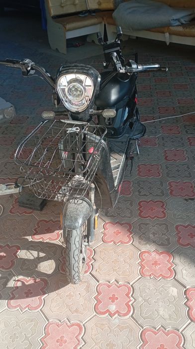 Продаю электровелосипед ск8