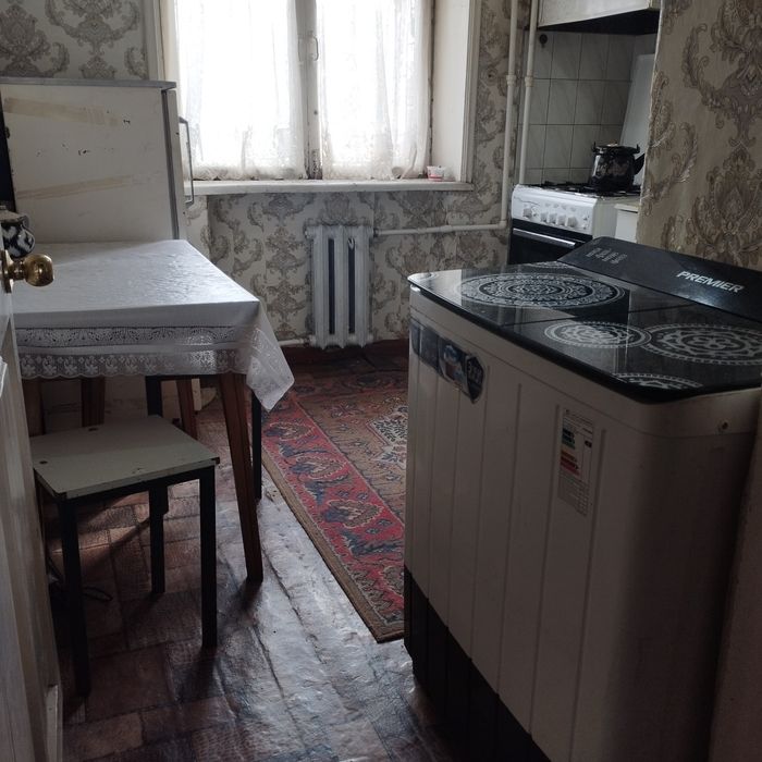 Сдаётся 2х комнатная квартира на М.Горького