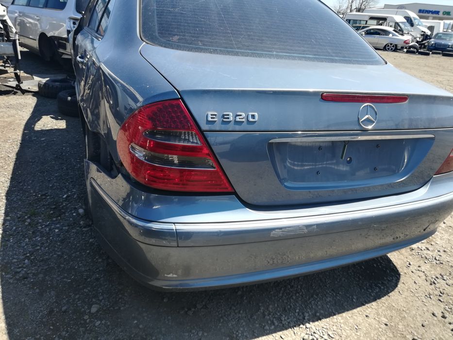 Мерцедес Е320 CDI на части!