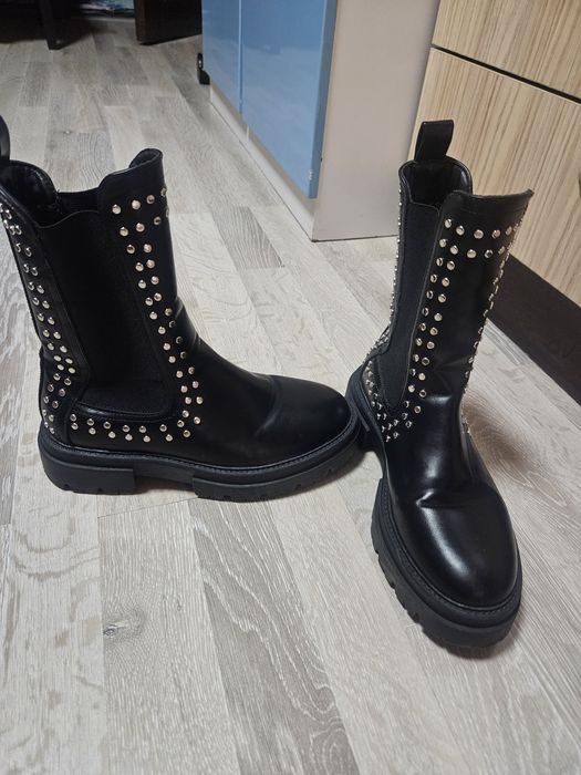 Дамски високи боти