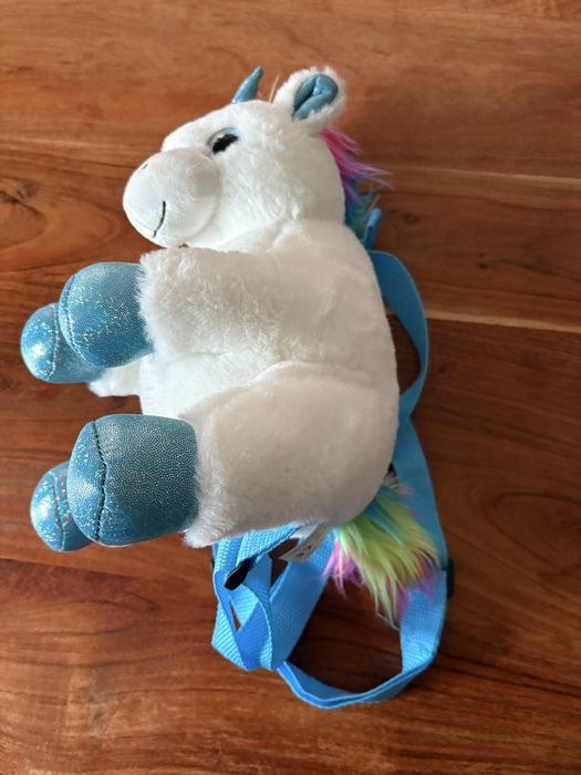 Ghiozdanel unicorn