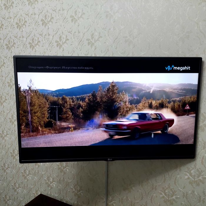 продам телевизор LG 43