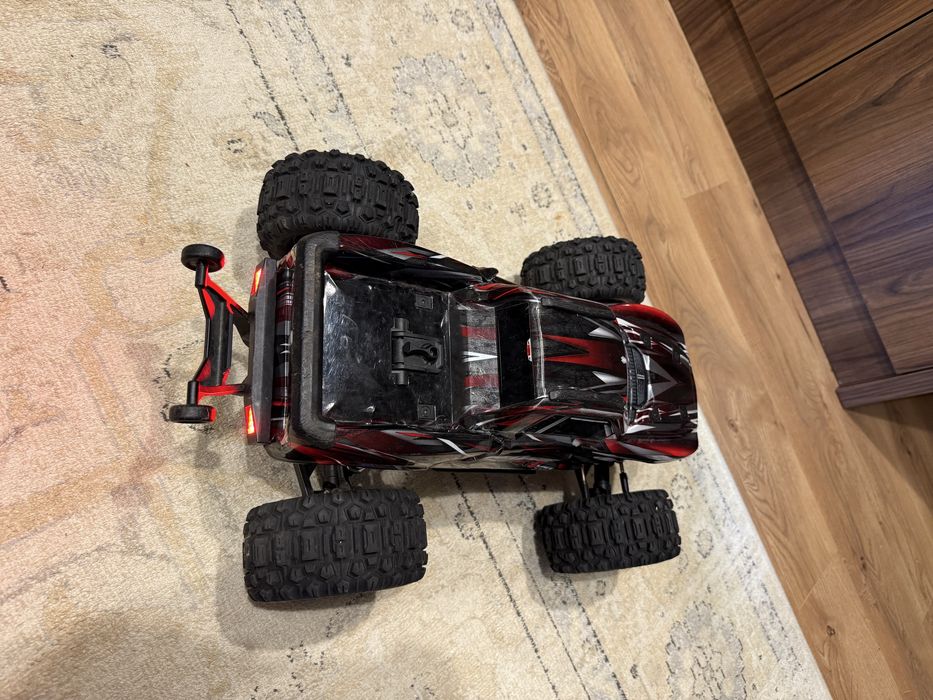 Traxxas Stampede 4x4 VXL si Ford Raptor