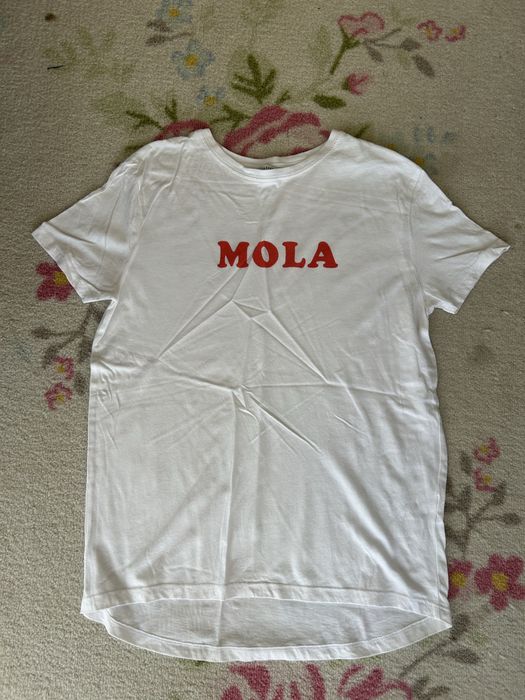 Продавам маркови тениски, размер S!