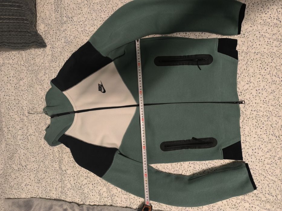 Nike tech fleece