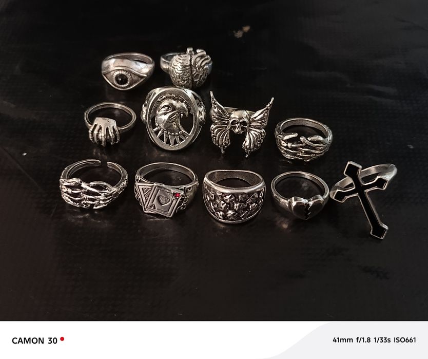 Кольца 3 типа, панк, черные, и серебро.