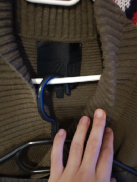 Лот панталони, жилетка, половер