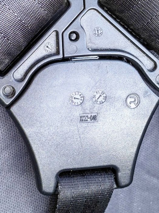 Scaun Auto Rotativ 360° cu Isofix Grupa 9-36 kg Model 2022