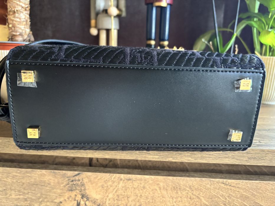 Черна чанта Elisabetta Franchi