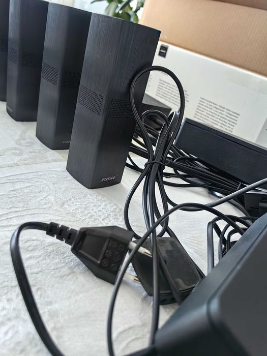 Vand  4 boxe Bose Surround 700 pentru Soundbar Bose Black