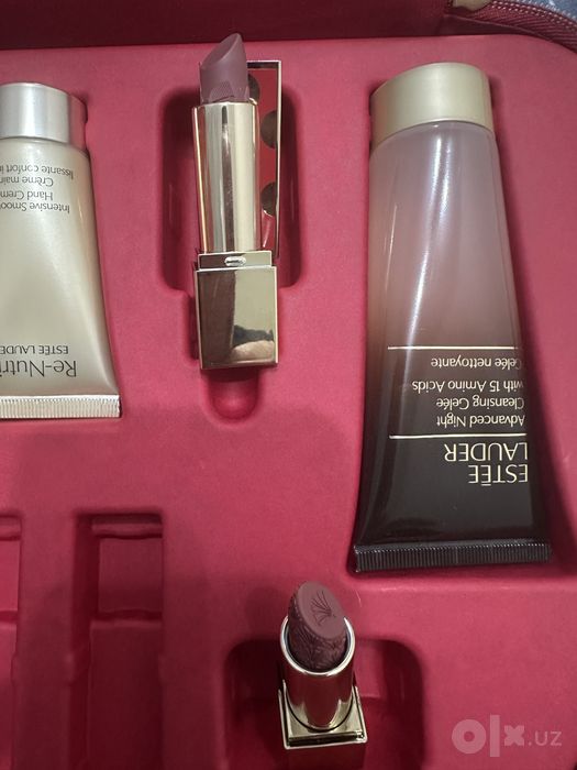 Тени , помада , тушь, умывлка Estee Lauder