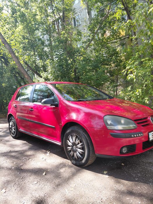 Продам Volkswagen Golf недорого