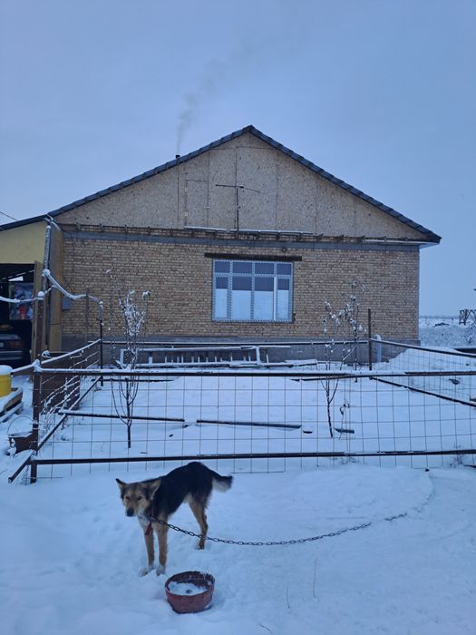 Продам дом из сжённого кирптча станция Чемолган