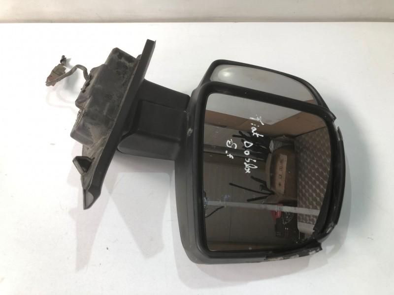Oglinda stanga (cu defect) Fiat Doblo 2 735528049 culoare galbena Pick