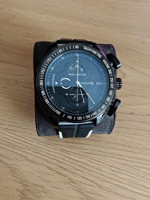 Часовник Porsche design, спортен, кварцов