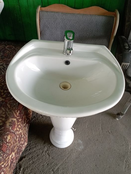 Продам раковину в хорошем состоянии