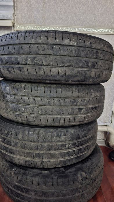 Титан покрышкысымен