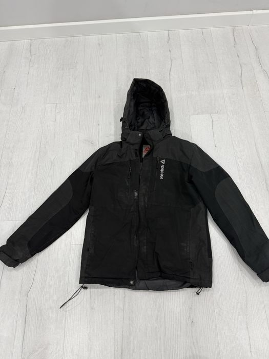 Куртка reebok размер М