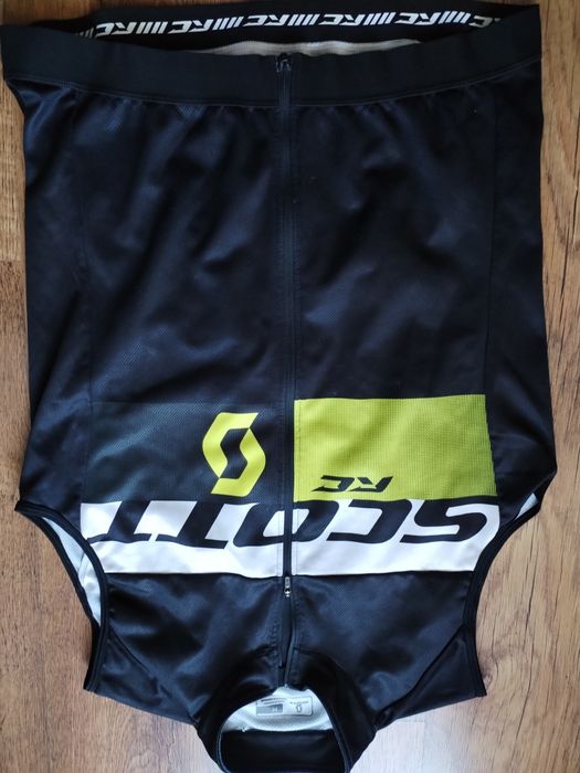 scott gilet rc pro evolution bikes - въжки вело елек М 100% оригинал много добро състояние.