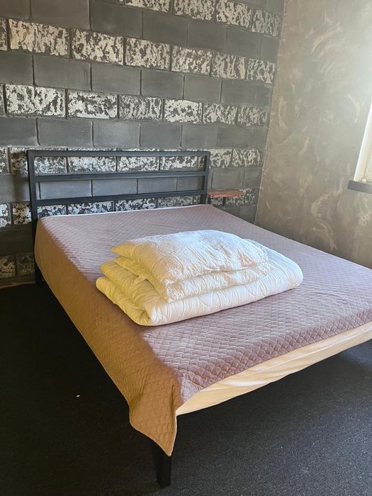 Продам кровать .