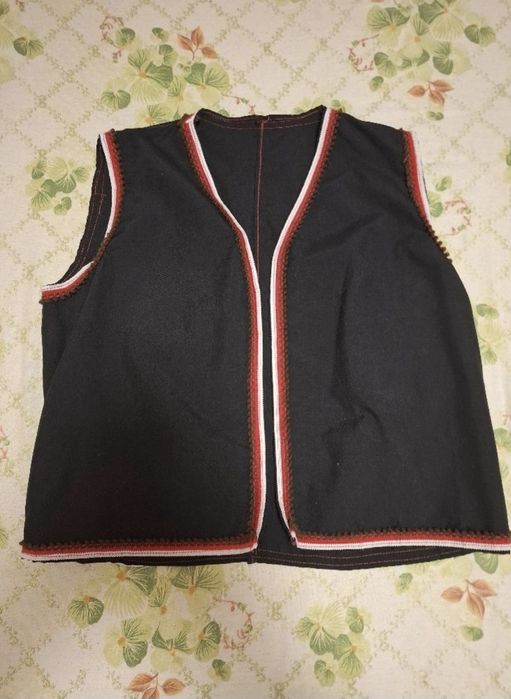 Пола - Бръчник и елече