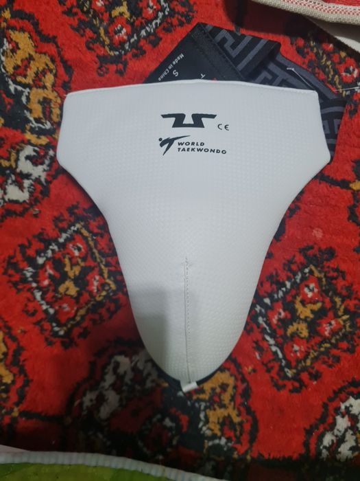 Продаю зашиту тэквандо