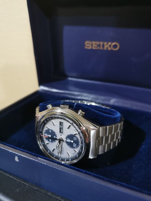Seiko Chronograph 6138 - 8020 "Panda" 1975