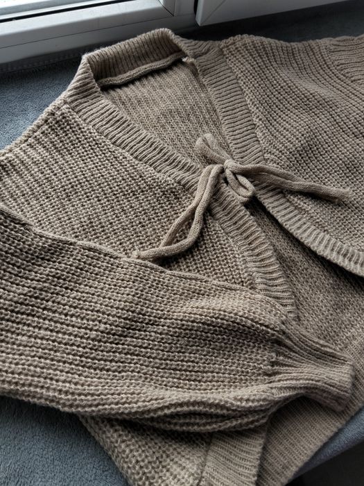 Вязаная кофта новая