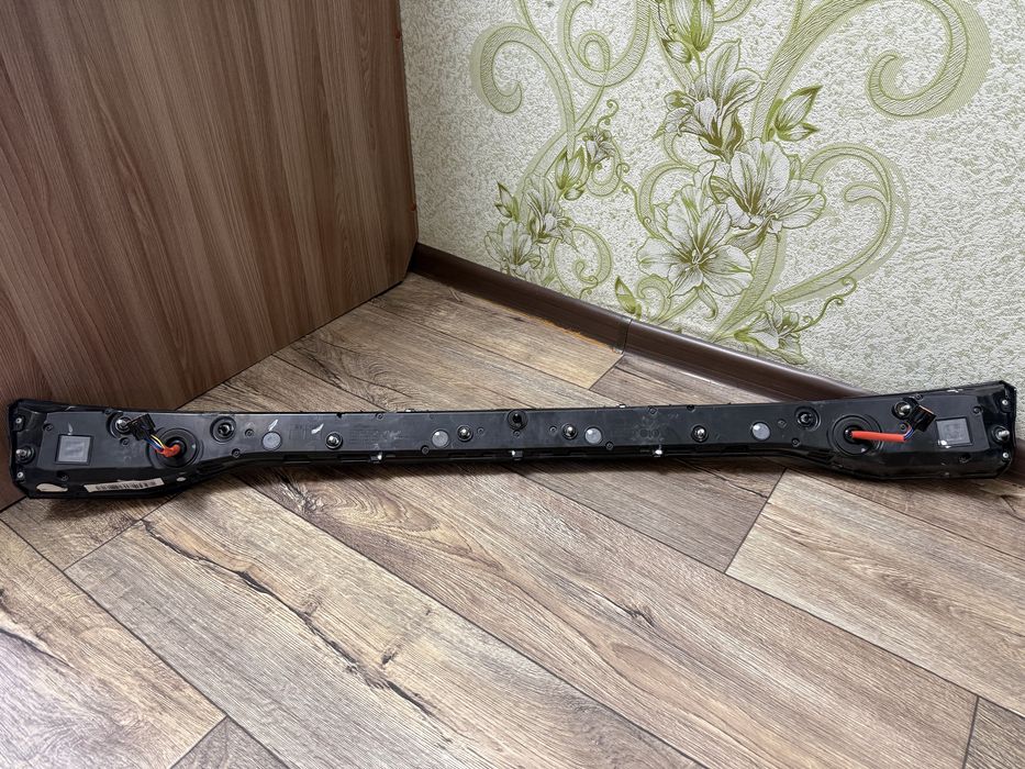 Горизонтальный фонарь (монобровь) на JAC J7 Plus