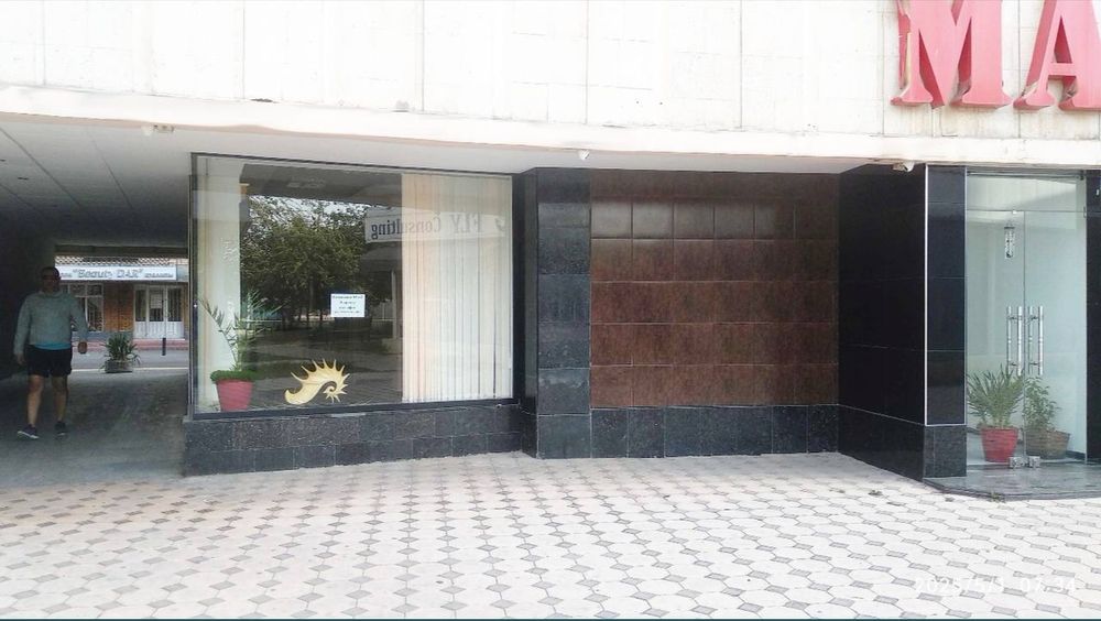 Сдается помещение вдоль дороги м Хамида Алимджана