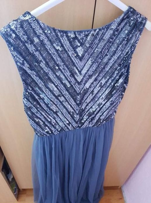 Дамска официална рокля М размер