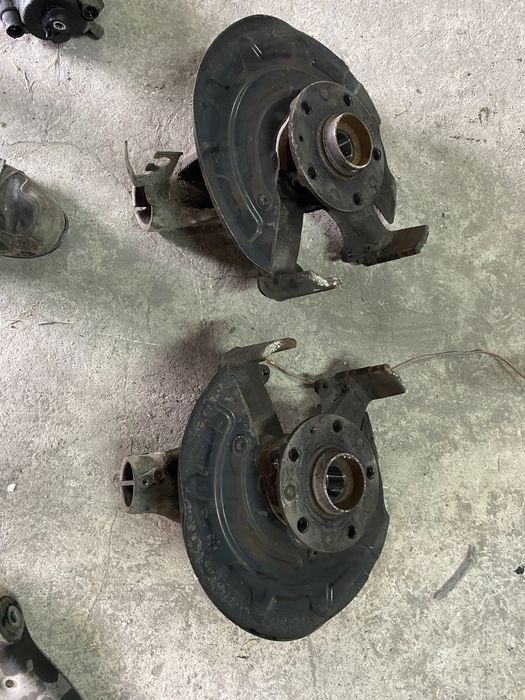 преден шенкел октавиа 3 octavia 3