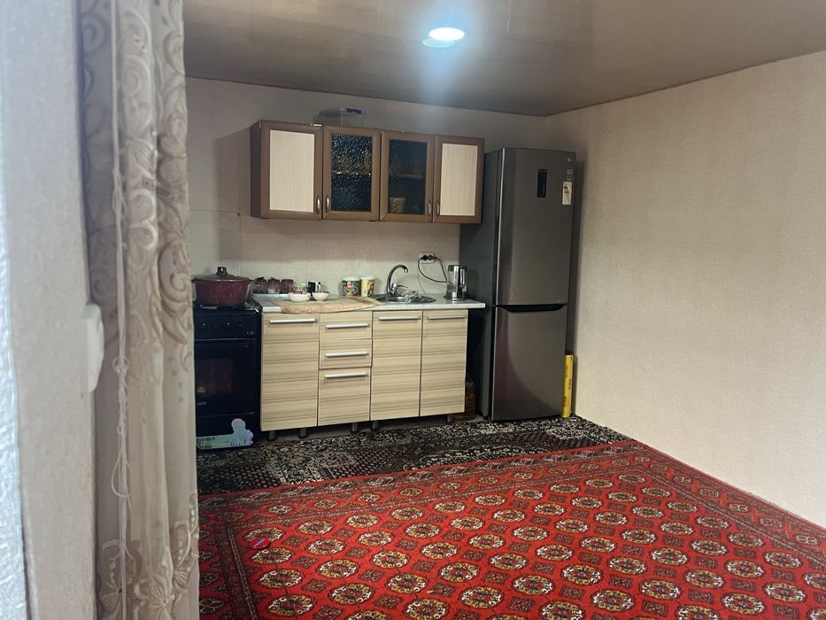 Ховли сотилади чиғатой дарвозада