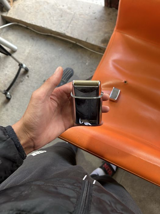 Vand sheivar babyliss in state foarte buna de functonare maxim 5 tuns