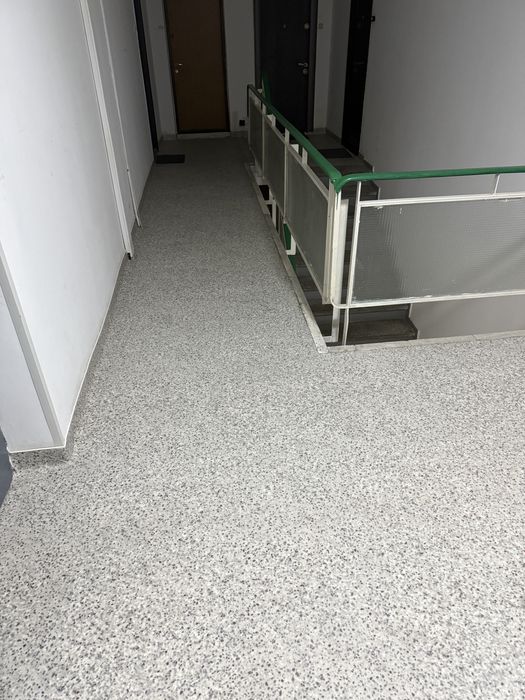 Montaj Covor PVC, Mochetă + Șapă Autonivelantă | Rapid & Serios