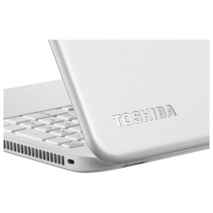 Продавам лаптоп TOSHIBA L50-B-1DM 15.6 ", INTEL i3, RAM 8G, SSD 240GB