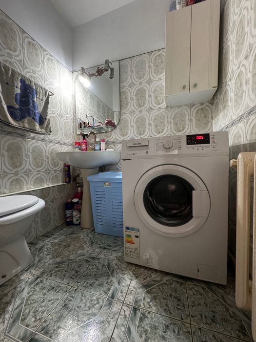 Apartament cu 3 camere