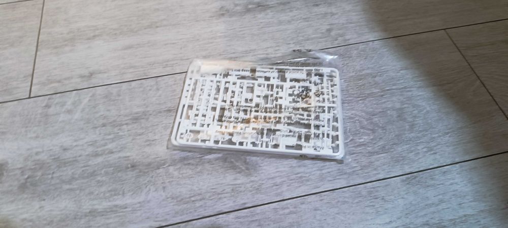 Сглобяем макет на Титаник (R.M.S TITANIC