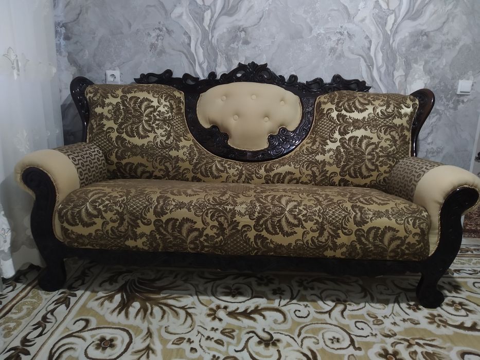 Мягкий диван Четвёрка