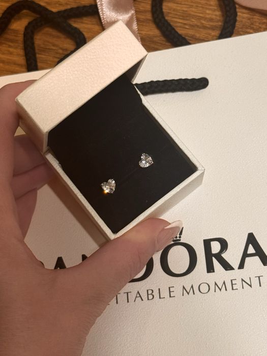 Пандора обеци Pandora